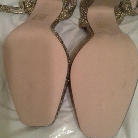 J. Crew Harlow Ankle Strap Pump in Gold Lurex NWOT - Picture 7 of 8